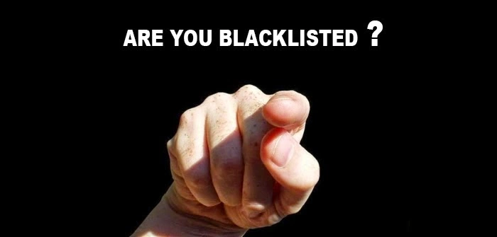 Pinjaman Untuk Blacklisted di Malaysia – konsep individu menghadapi masalah pinjaman kerana rekod kredit buruk.